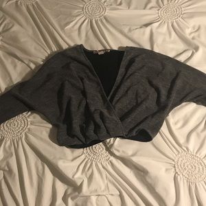 Forever 21 Contemporary Grey 3/4 Sleeve Crop Top